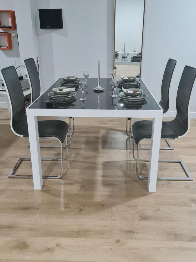 Апартаменти Apartamento Loft Acogedor Алаурін-де-ла-Торре Екстер'єр фото